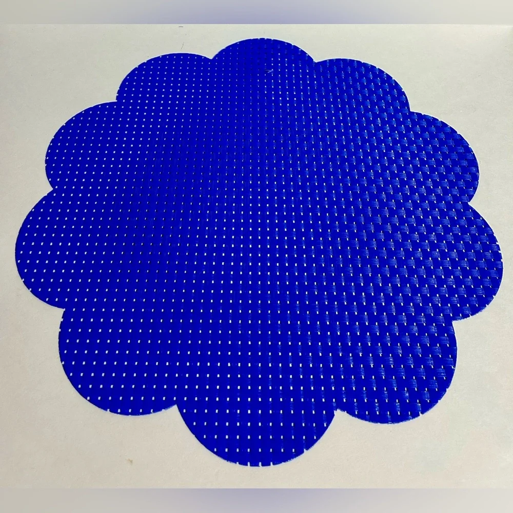 Blue Flower Scallop 14.88”Placemats Plastic Weave Spring Shop Set 4 NEW Summer
